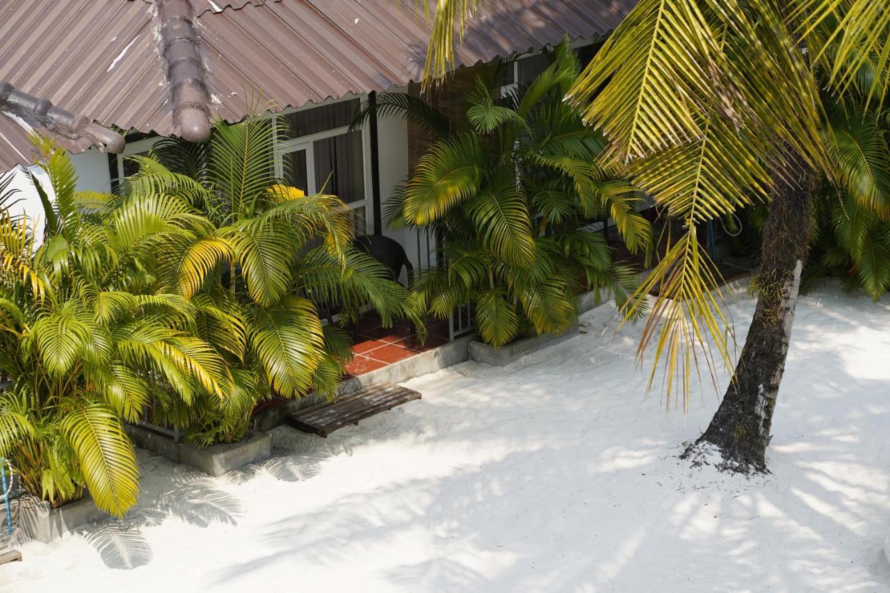 White Sand Ark Resort Sok San Village Exterior foto